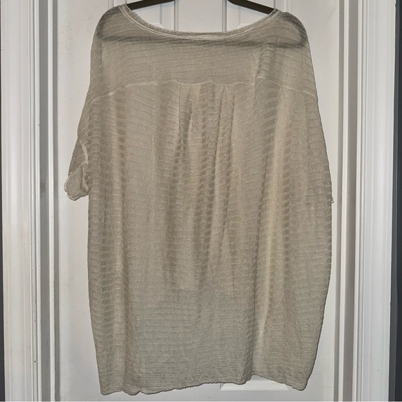By Anthropologie Sheer Layering Top in cream striped short sleeves L/XL - Picture 11 of 13